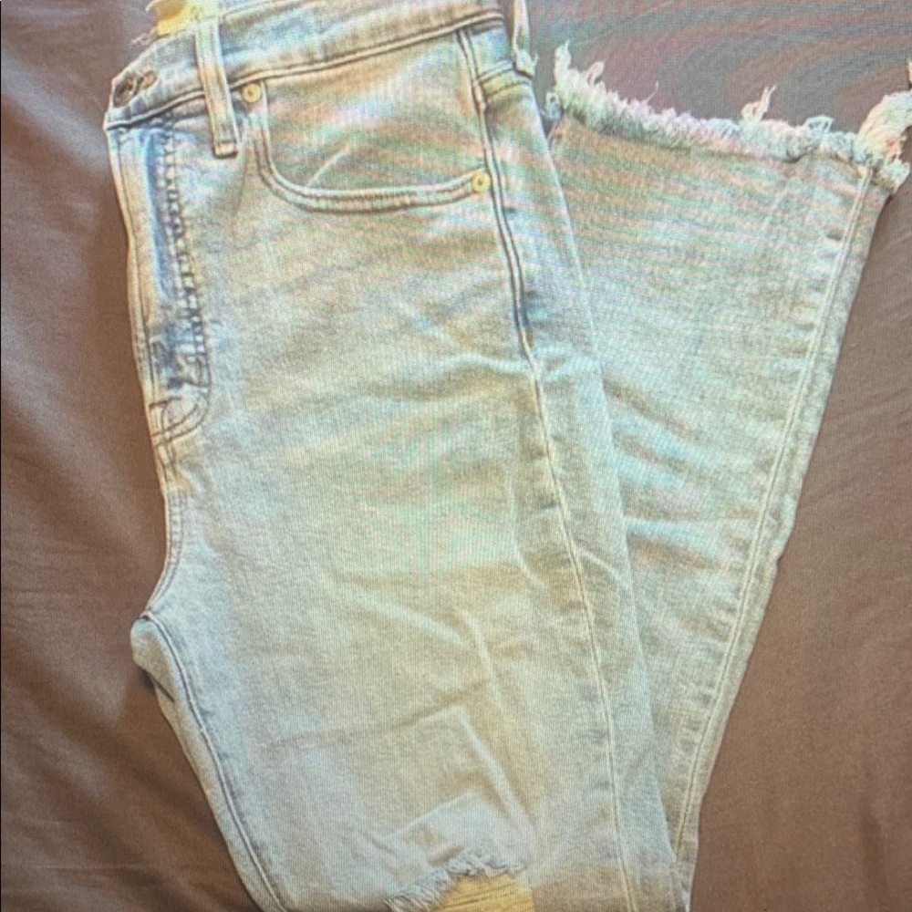 Madewell Frayed Hem Light Blue Jeans - Picture 1 of 4